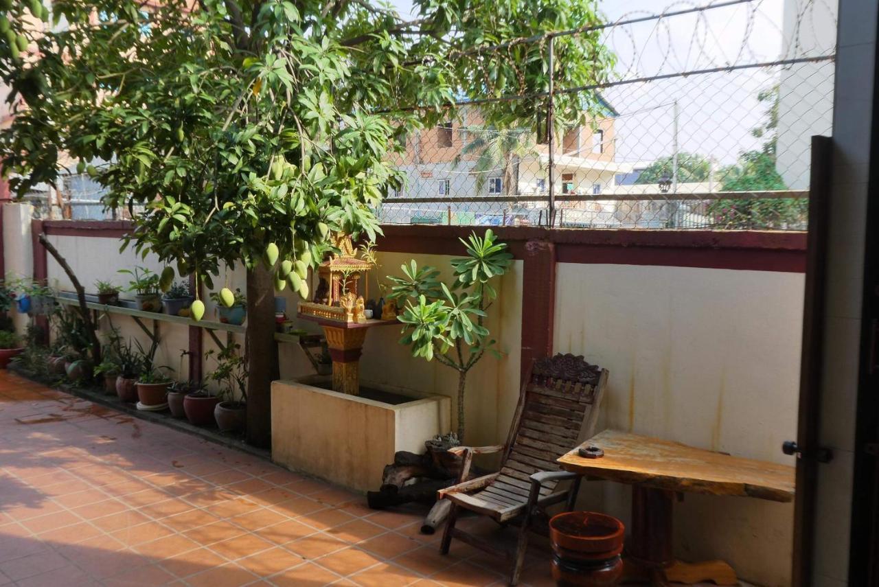 139 Guest House Phnom Penh Dış mekan fotoğraf